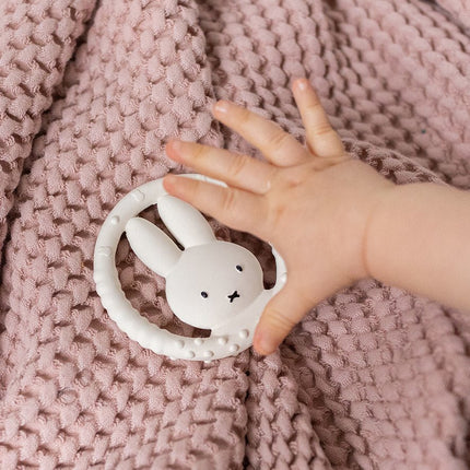 Nijntje Bijtring Rond 14cm koop je bij Babywinkel