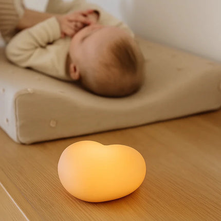 Ruby – Verpleeglampje (warm grey) (Copy) koop je bij Babywinkel