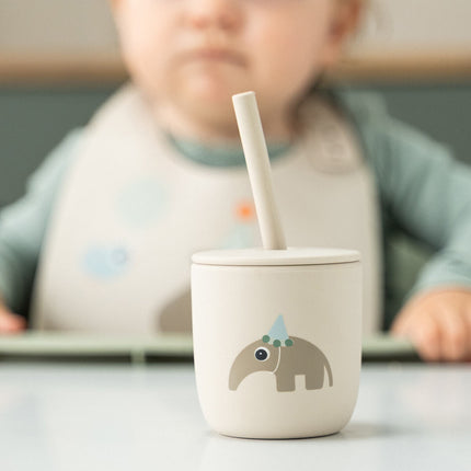 Siliconen rietjesbeker 2 - pack Celebration Sand koop je bij Babywinkel