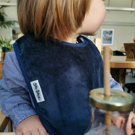 Silly Billyz Slabbetje Fleece Large Grey koop je bij Babywinkel