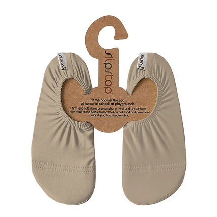 Slipstop Waterschoentjes Sand koop je bij Babywinkel