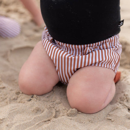 Slipstop Zwembroek Kind Cognac Stripe Meisje koop je bij Babywinkel