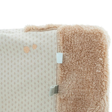 Snoozebaby Aankleedkussenhoes Happy Dressing Milky Rust 45x70cm koop je bij Babywinkel