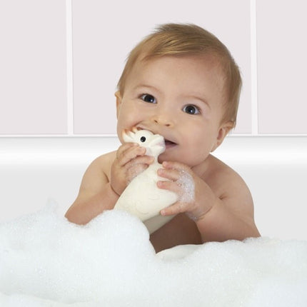 Sophie de Giraf Badspeelgoed Drijvende Giraffe koop je bij Babywinkel