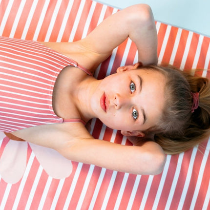 Swim Essentials Strandlaken Daisy Flowers koop je bij Babywinkel
