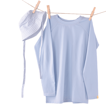 Swim Essentials Zonnehoedje Baby Strepen Lichtblauw koop je bij Babywinkel