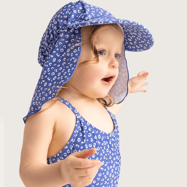 Swim Essentials Zonnehoedje Baby Uv Blue Leopard Neck Protection koop je bij Babywinkel