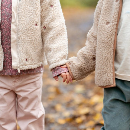 Little Dutch Baby Vestje Teddy Sand Bloemen koop je bij Babywinkel