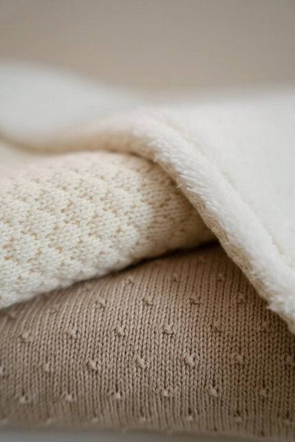 Little Dutch Wiegdeken Pure Soft White Gebreid koop je bij Babywinkel