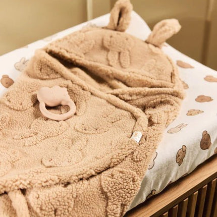 Jollein Wikkeldeken Baby Miffy Jacquard Teddy/Biscuit koop je bij Babywinkel